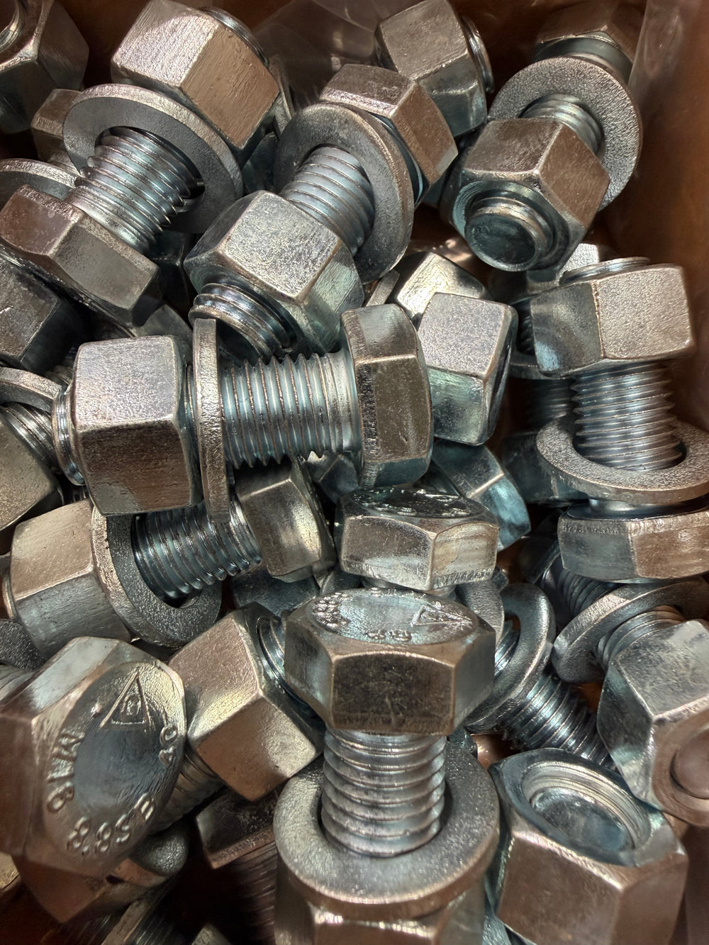 M16 x 40 grade 8.8 hex bolts with nuts and washers